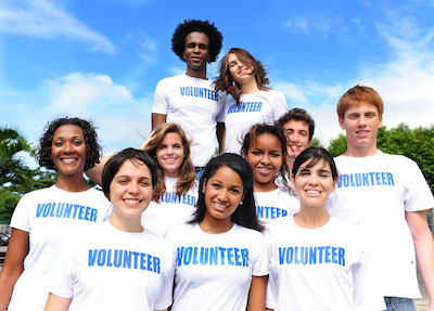 Read more about the article How To Get Students EXCITED About Volunteering!